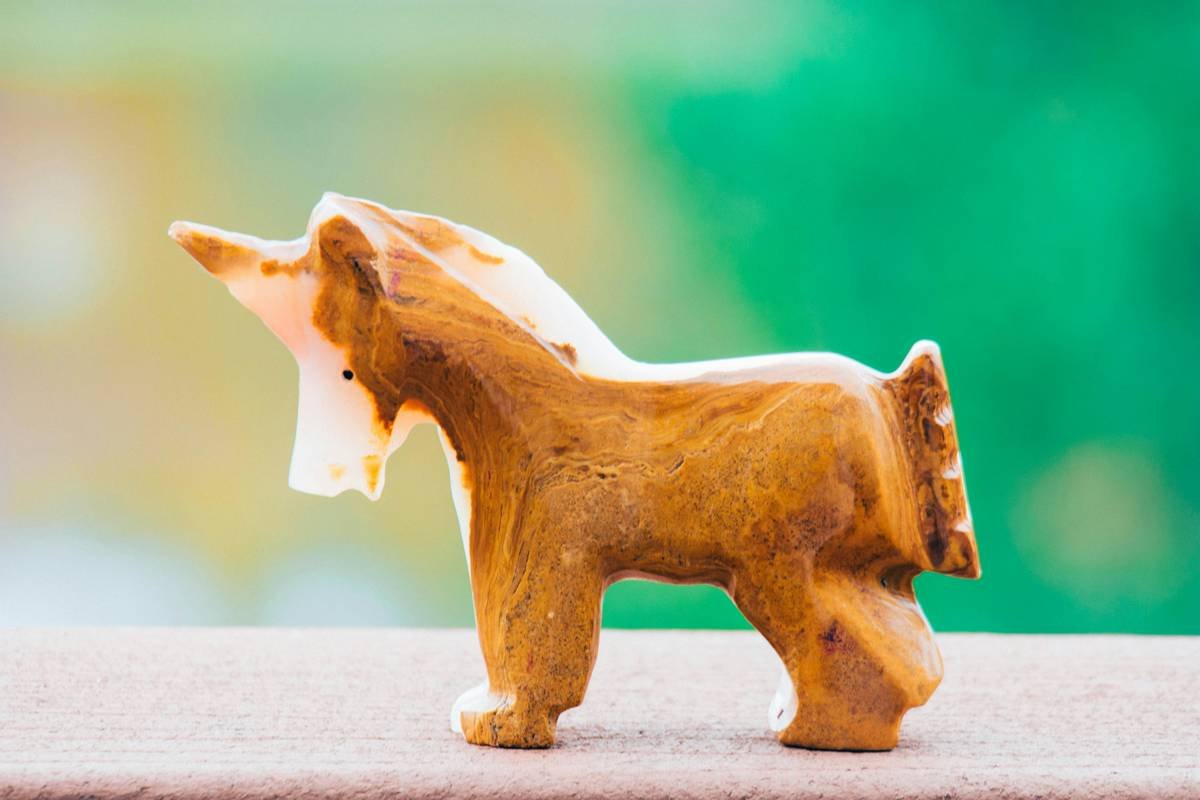 Toy Horse Eyes Glass: What Pet Owners Need to Know Before Buying